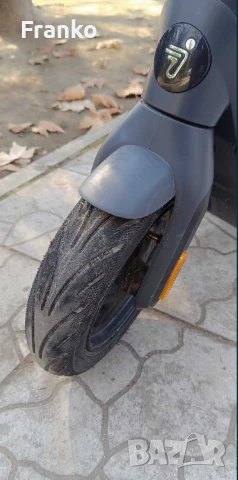 Segway Ninebot E2 Pro като нов, снимка 3 - Скейтборд, ховърборд, уейвборд - 50678038