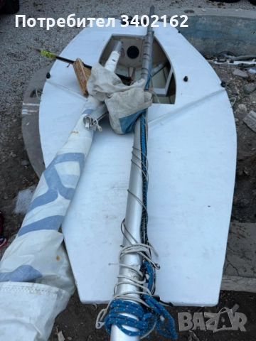 Ветроходна лодка клас Кадет, снимка 2 - Воден транспорт - 52882181