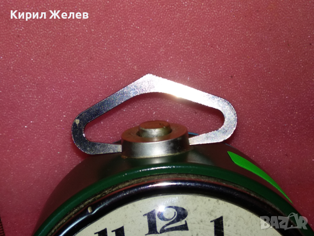 ВИТЯЗЬ Стар РЯДЪК МОДЕЛ КОЛЕКЦИОНЕРСКИ РУСКИ БУДИЛНИК МЕХАНИЧЕН НАСТОЛЕН ЧАСОВНИК ВИТЯЗ СССР 4525, снимка 10 - Антикварни и старинни предмети - 44549380