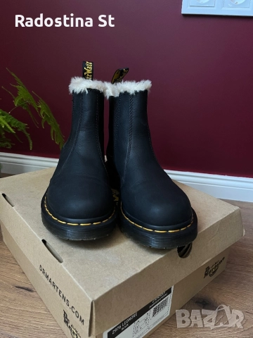 Dr. Martens 2976 Faux Fur Боти, снимка 9 - Дамски боти - 52123776