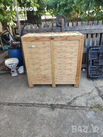 сандъци от машини