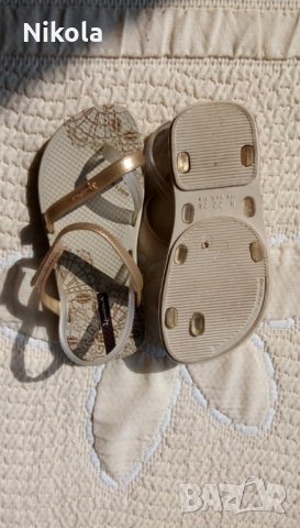 Детски сандали от силикон на Ipanema № 24, снимка 17 - Детски сандали и чехли - 29386306