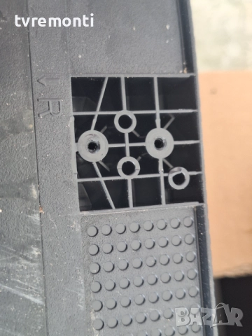 оригинална стойка крачета телевизор TCL Модел 75V6B, снимка 5 - Стойки, 3D очила, аксесоари - 52793951
