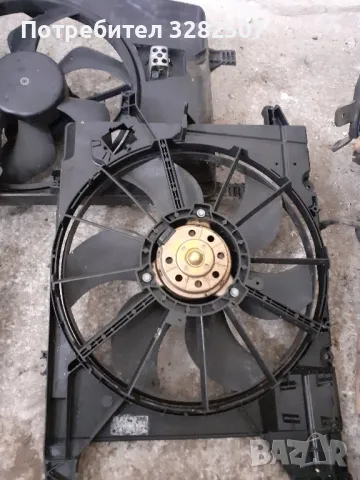 Перка за радиатор за Рено Сценик , снимка 2 - Части - 48381297