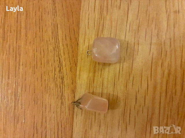 Лунен камък, снимка 2 - Колиета, медальони, синджири - 53099272