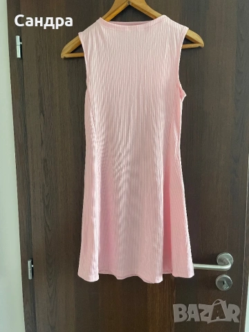 Рокля в бебешко розово