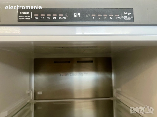 хладилник с фризер Samsung RB37J5009SA No Frost, снимка 9 - Хладилници - 53961298