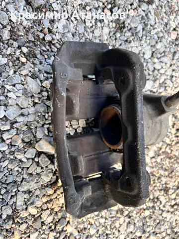 Спирачен апарат преден десен за Мерцедес Ц-класа W203.2000-2006г , снимка 3 - Части - 48491783