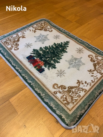 Килим с изображение на Коледна елха, снимка 2 - Килими - 52502998