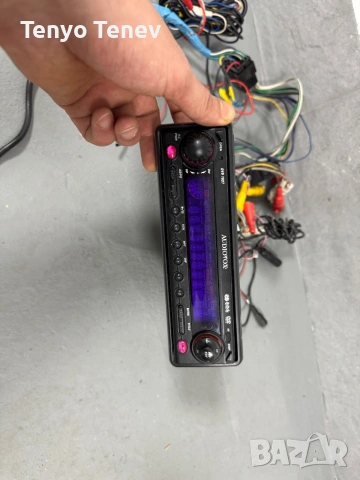 Dvd, радио cd, audiovox за кола, снимка 2 - Аксесоари и консумативи - 53080539