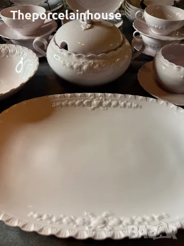 Hutschenreuther- Сервиз за хранене за 14 човека като Нов Розов порцелан, снимка 8 - Сервизи - 48404574