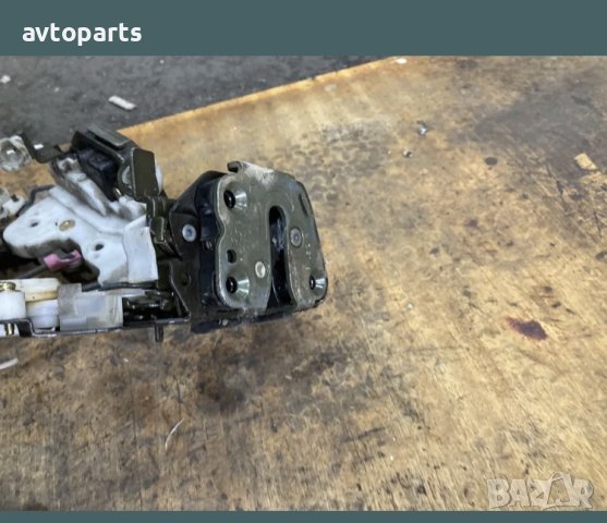 Nissan almera 2000година седан брави задни врати, снимка 4 - Части - 40392745