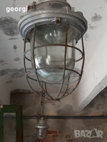 индустриална искрозащитена лампа, снимка 3 - Настолни лампи - 42516582
