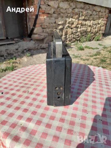 Старо радио,радиоприемник Алпинист 418, снимка 2 - Антикварни и старинни предмети - 33735477