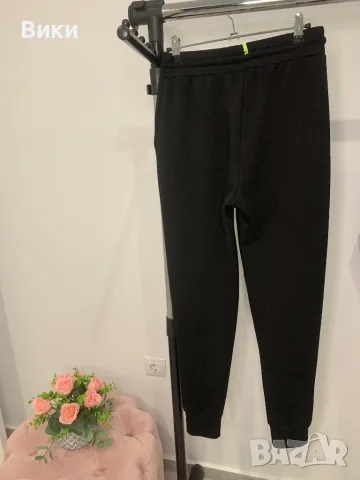 Оригинален екип на Guess , снимка 16 - Спортни екипи - 48836307