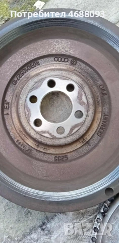 Маховик с притискател и диск малко използвано за Сеат Толедо 1.6 бензин 102к.с 2005г , снимка 3 - Части - 53008230