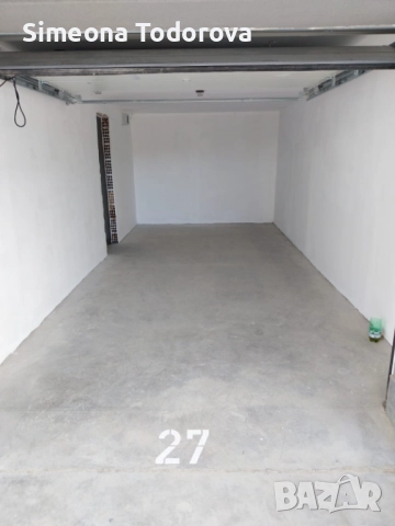 ГАРАЖ, снимка 4 - Гаражи и паркоместа - 52529244