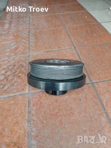 Демпферна шайба колянов вал Mercedes W204 C220 OM651, снимка 2 - Части - 55843673