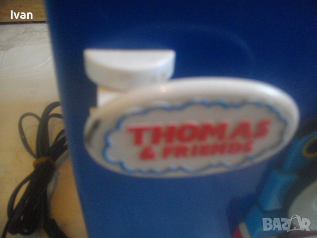 Оригинален Немски Мини Хладилник-Висок Клас-12V/220V-WAEGO-С Осветление-Лимитирана Серия-Отличен, снимка 7 - Хладилници - 44632793