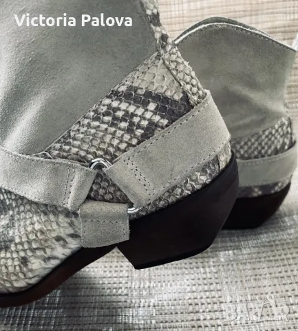 Кожени  боти змийски принт TRAFALUC Испания, снимка 7 - Дамски боти - 49276746