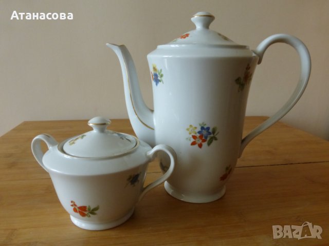 Чешки порцеланови чайник и захарница 1970 г, снимка 5 - Аксесоари за кухня - 42785021