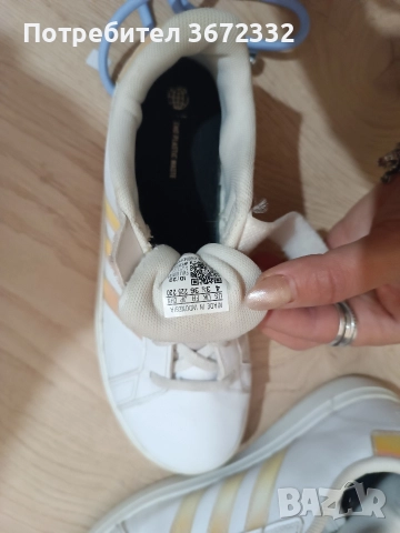 маратонки Adidas, снимка 6 - Детски маратонки - 52585200