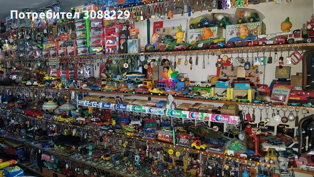 стари играчки от соца, снимка 12 - Коли, камиони, мотори, писти - 53139920