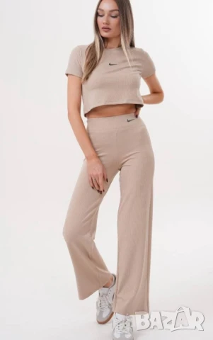 дамски екипи Nike 