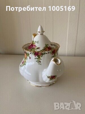 Royal Albert Old country roses среден чайник, снимка 2 - Сервизи - 39764989