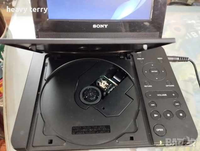 Два портативни DVD плейъра, снимка 3 - Плейъри, домашно кино, прожектори - 51818714