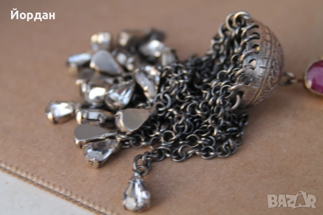 Сребърен гердан с рубини и перли, снимка 2 - Колиета, медальони, синджири - 53877553