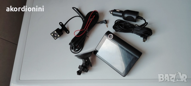 Видеорегистратор с три камери, снимка 3 - Аксесоари и консумативи - 52538337