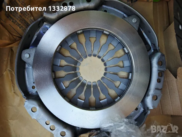 Комплект съединител с помпа Valeo за Рено, снимка 2 - Части - 55938906