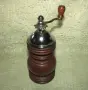 Антикварна мелничка за чер пипер, снимка 7