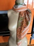 Копринен шал с флорален десен, снимка 6