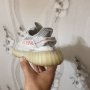 оригинални маратонки  adidas Yeezy Boost 350 V2 номер 35,5-36, снимка 7