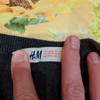 Пуловерче H&M 4-6 год., снимка 2 - Детски пуловери и жилетки - 39158936