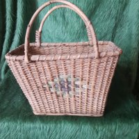 Старинна плетена кошница за интериор, снимка 2 - Антикварни и старинни предмети - 37307854