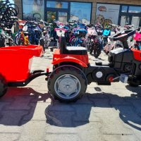 PILSAN червен детски трактор ACTIVE с ремарке, снимка 1 - Коли, камиони, мотори, писти - 44585987