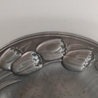 метална чиния в стил арт деко, снимка 2 - Други ценни предмети - 37620464