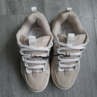 Bershka Sneakers, снимка 4 - Маратонки - 31501808