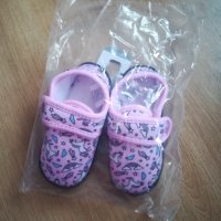 Бебешки дрешките, пантофи и козметика , снимка 5 - Комплекти за бебе - 42626484