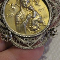 Възрожденска Сребърна икона, амулет, накит, медальон с Богородица, Дева Мария - Панагия  - Богородиц, снимка 8 - Колиета, медальони, синджири - 30015891