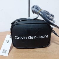 Черна чанта Calvin Klein/SG-E74, снимка 1 - Чанти - 42902914