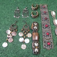Стари бронзови бижута , снимка 1 - Антикварни и старинни предмети - 39365967