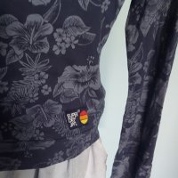 Памучна спортна блуза с флорален принт и неонов слоган, снимка 4 - Блузи с дълъг ръкав и пуловери - 29864731