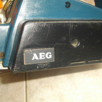 AEG EH822-Немско Професионално Електрическо Ренде/Хобел-АЕГЕ-Голямо-3,3 Ампера-680 Вата-82 мм Нож, снимка 8 - Други инструменти - 36544421