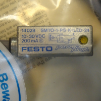 Индуктивен сензор Festo SMTO-1-PS-K-LED-24 proximity switch, снимка 3 - Резервни части за машини - 44603089