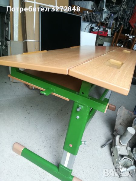 Регулируем ученически чин за двама - Австрия , снимка 1