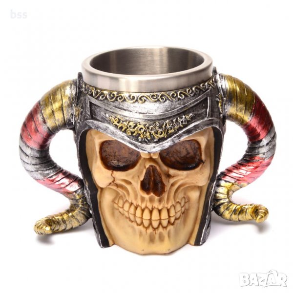 Код 94141 Стилна чаша от полирезин и метал с релефни декорации - череп с шлем и рога, снимка 1